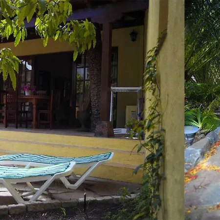 Landhaus Casa Rosas Del Agua